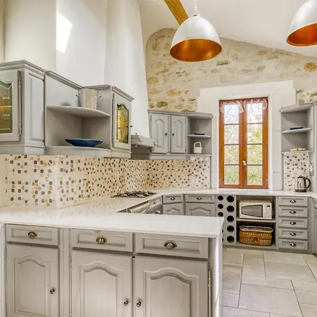 Sleeps 8 With Pool Air Con And Wifi * Roquebrune