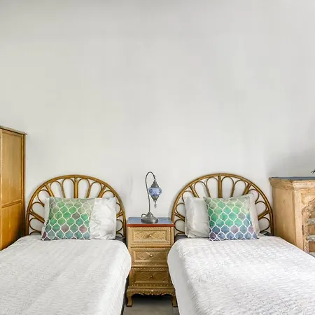 Sleeps 8 With Pool Air Con And Wifi Villa Roquebrune